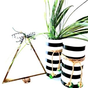 Adorable neutral Minimalist holiday decor